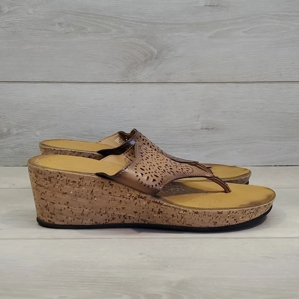 Clarks 